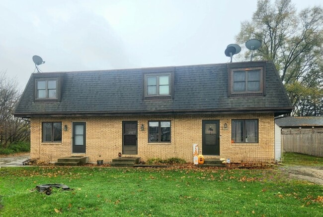 property at 326 E 2nd St