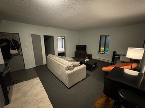 207 3rd St S, Unit Apt 204 in La crosse, WI - Foto de edificio - Building Photo