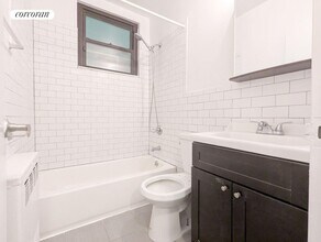 414 E 119th St in New York, NY - Foto de edificio - Building Photo