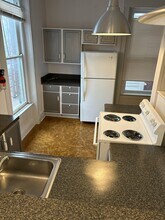 1445 S 4th St, Unit 2 in Louisville, KY - Foto de edificio - Building Photo