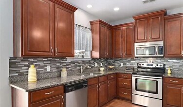 9 Melody Dr in Pooler, GA - Building Photo - Building Photo