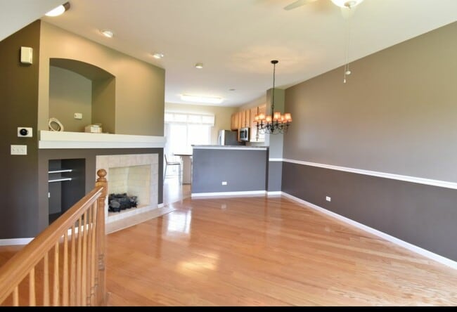 228 Station Park Cir in Grayslake, IL - Building Photo - Building Photo