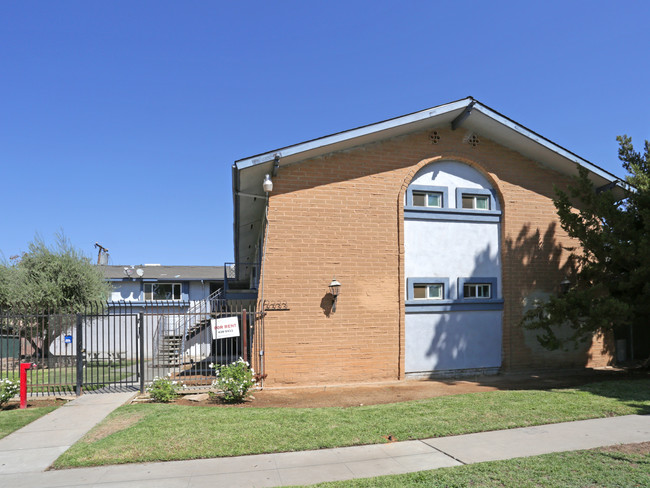 3333 E Fairmont Ave in Fresno, CA - Building Photo - Building Photo