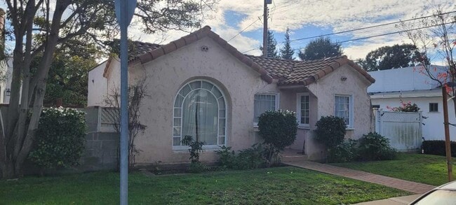 2360 Sonoma St in Torrance, CA - Building Photo - Building Photo