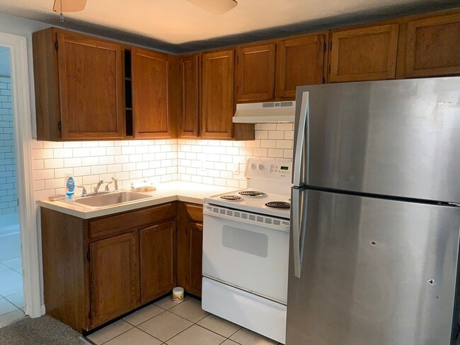 444 Quincy St in Fall River, MA - Building Photo - Building Photo