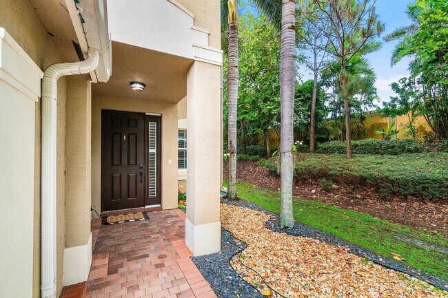 8091 Brigamar Isles Ave in Boynton Beach, FL - Building Photo - Building Photo