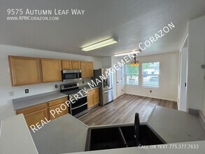 9575 Autumn Leaf Way in Reno, NV - Building Photo - Building Photo