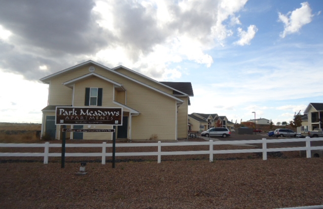 Park Meadows Apartments in Taylor, AZ - Building Photo