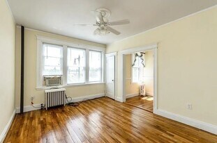 1641 Commonwealth Ave, Unit A in Boston, MA - Building Photo