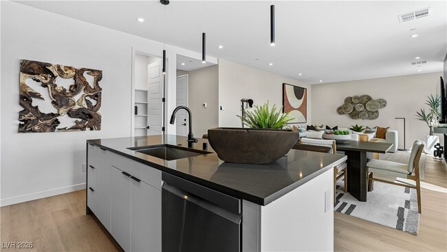 11188 Socrates Rdg St in Las Vegas, NV - Building Photo - Building Photo