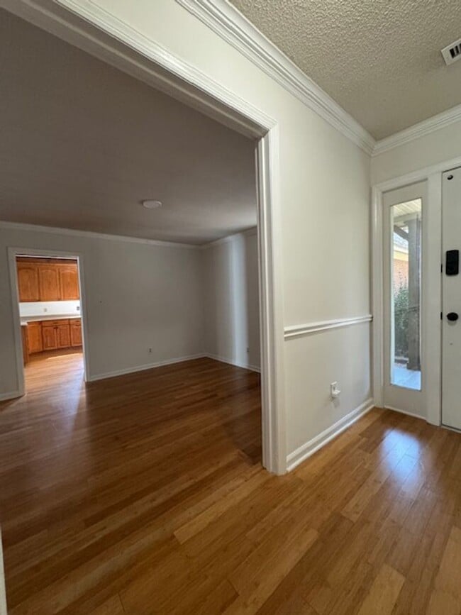 305 Glen Oak Dr in Goldsboro, NC - Building Photo - Building Photo