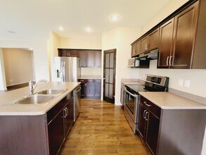 1863 Rutherford Rd SW in Edmonton, AB - Building Photo - Building Photo