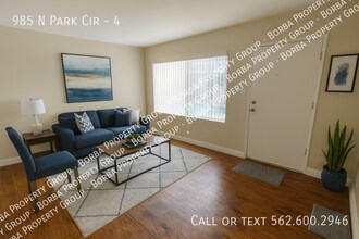 985 N Pk Cir in Long Beach, CA - Building Photo - Building Photo