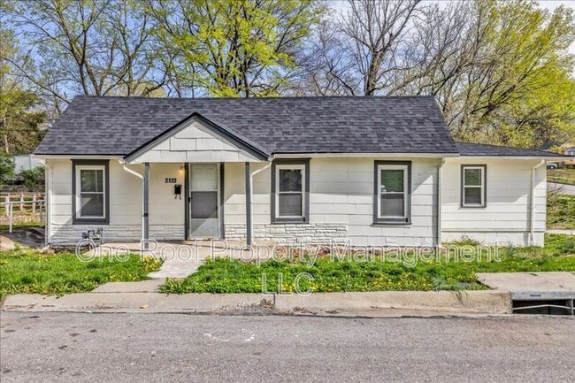 2130 E 83rd St in Kansas City, MO - Building Photo - Building Photo