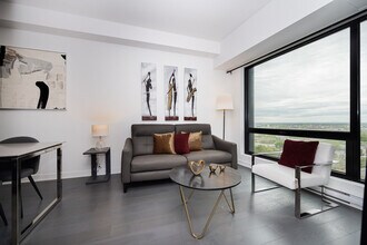1080 Rue Stanley in Montréal, QC - Building Photo - Building Photo