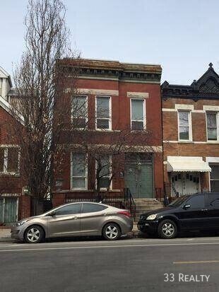 property at 2028 W Armitage Ave