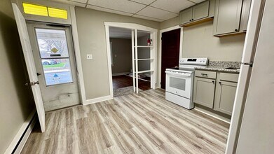 145 W High St-Unit -Unit 1 in Elizabethtown, PA - Building Photo - Building Photo