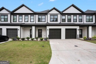 1341 Parc Bench Rd in Atlanta, GA - Building Photo - Building Photo