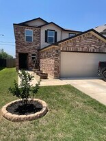 9619 Pleasanton Blf in San Antonio, TX - Building Photo