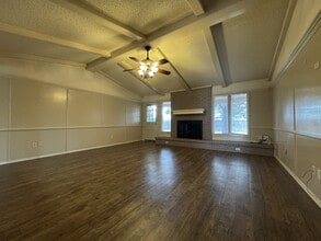 4907 62nd St in Lubbock, TX - Building Photo - Building Photo