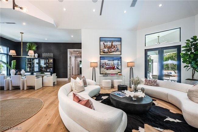 681 Katemore Ln in Naples, FL - Building Photo - Building Photo