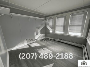 6 Squire St-Unit -Unit 1 in Waterville, ME - Building Photo - Building Photo