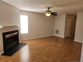 2713 Preston Woods Ln in Fayetteville, NC - Building Photo - Building Photo