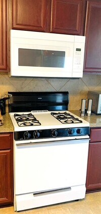 16875 Blackberry Lily Ln photo'