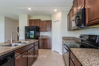 13224 Wildflower Meadow Dr in Riverview, FL - Building Photo - Building Photo