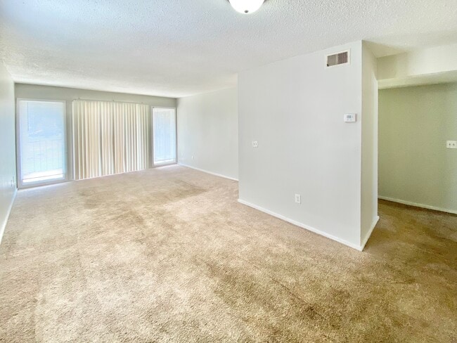 1208 Bush River Rd in Columbia, SC - Building Photo - Building Photo