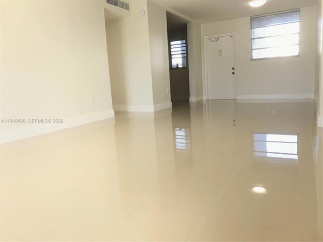 14170 SW 84th St, Unit 109-F in Miami, FL - Building Photo - Building Photo