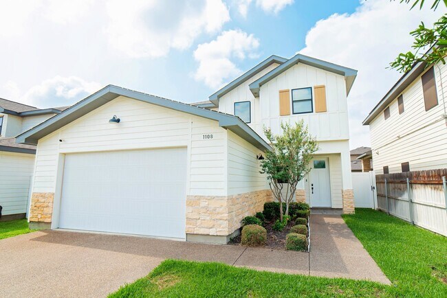 property at 1108 Larvotto Loop