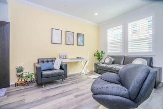 5864 Spring St in Buena Park, CA - Building Photo - Building Photo