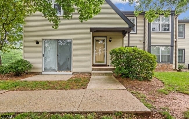 property at 1110 Pinhorn Dr