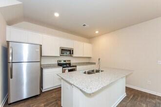 306 High Grv Wy in Columbia, SC - Foto de edificio - Building Photo