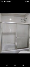 376 Livingston Ave, Unit Apt B in New Brunswick, NJ - Building Photo - Building Photo