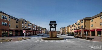 2310 Pine Valley Wy in Piscataway, NJ - Building Photo