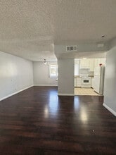 9586 W Ball Rd in Anaheim, CA - Building Photo - Building Photo