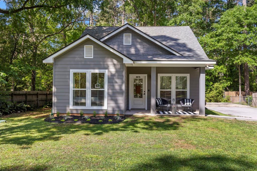 9976 Pine Point in Montgomery, TX - Building Photo