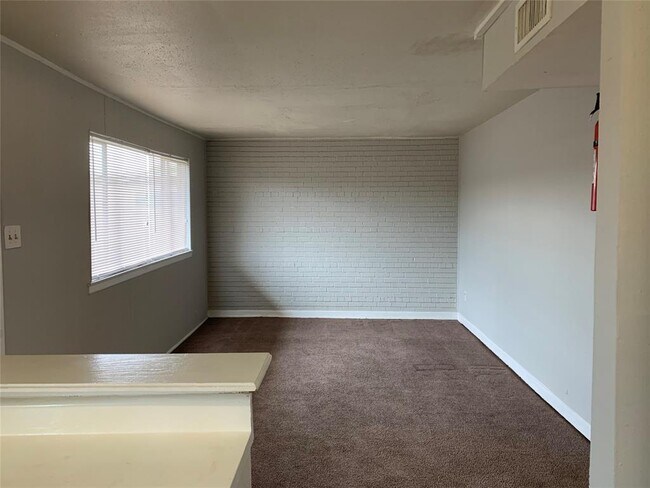 4045 W Bellfort Ave-Unit -6 in Houston, TX - Building Photo - Building Photo