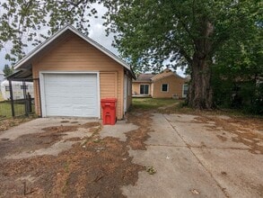 603 13th St NE in Austin, MN - Building Photo - Building Photo