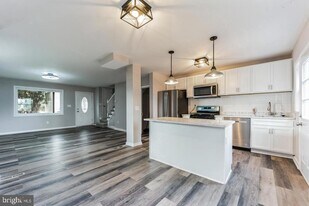 4011 Mortimer Ave in Baltimore, MD - Building Photo