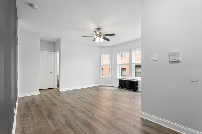 1724 W Juneway Ter, Unit 1a in Chicago, IL - Building Photo - Building Photo