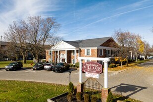 Sturbridge Village in Williamsville, NY - Building Photo
