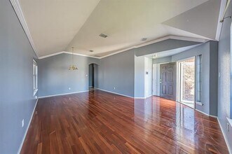 8115 Guadalupe Rd in Arlington, TX - Building Photo - Building Photo