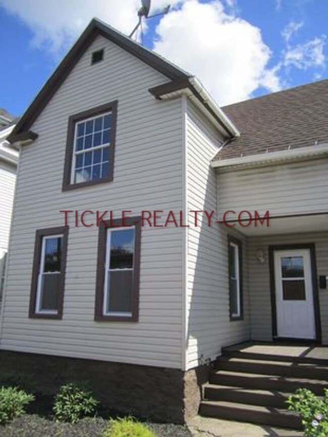 property at 5 Jacques St