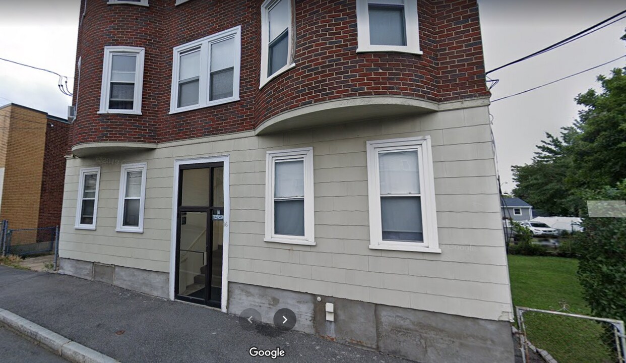 16 Shurtleff St in Revere, MA - Building Photo