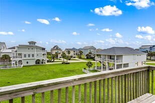 4114 Courageous Ln in Galveston, TX - Building Photo