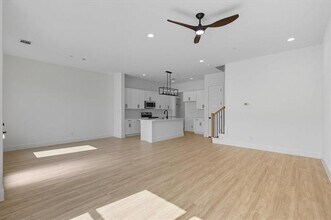 8914 Lowell St in Rowlett, TX - Building Photo - Building Photo