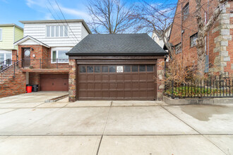2314 Palisade Ave in Weehawken, NJ - Foto de edificio - Building Photo